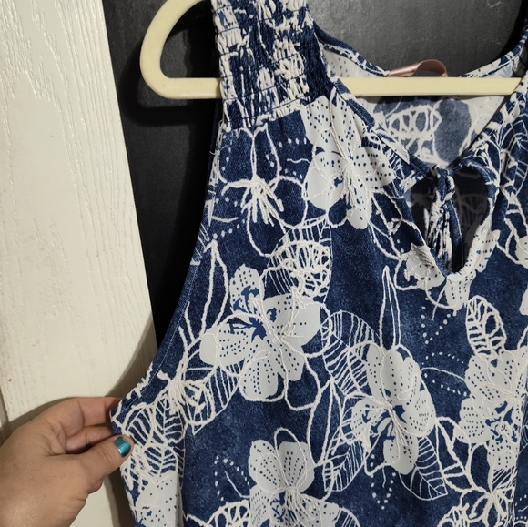 Tank Blouse - Picture 4 of 7